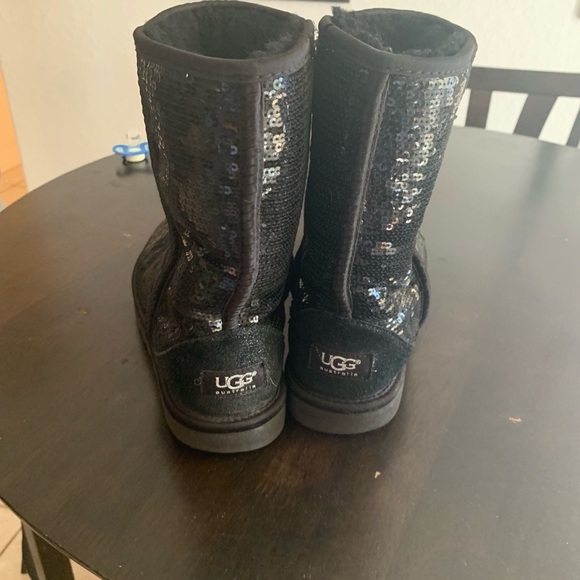 UGG Shoes - Black glitter UGGS UGG Shoes - Black glitter UGGS